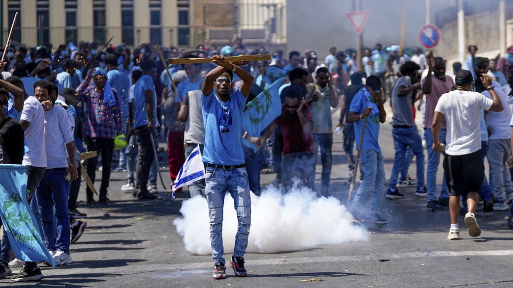Eritreische Prosteste und Straßenkämpfe in Tel Aviv