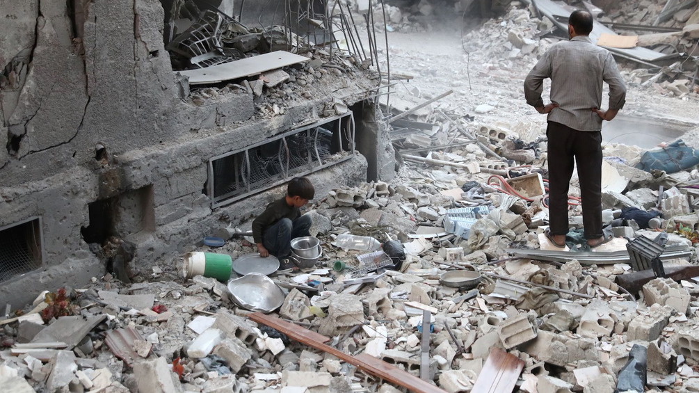 Ein zerstörtes haus in Aleppo