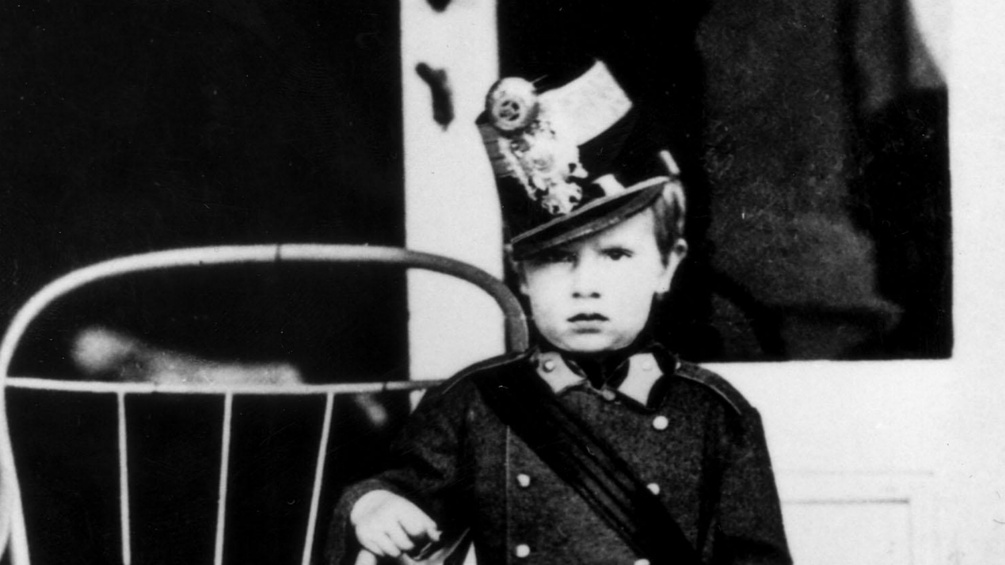 Kronprinz Rudolf als Kind in Uniform