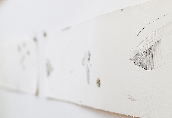 Titel: o.t. 2013 Technik: Zeichnunung mit Bleistifft, Tusche,Collage  Größe : 22cm x 72 cm,
