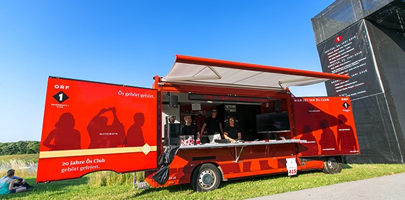 Martina Draper Ö1 Clubmobil auf der Wiener Donauinsel
