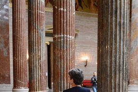 Säulen im Parlament