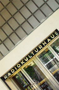 Eingang ins RadioKulturhaus