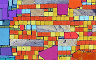 (c) Hummel, ORF Gelb-orangefarbene Mosaikfliesen