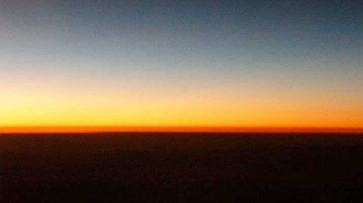 Sonnenuntergang oder -aufgang