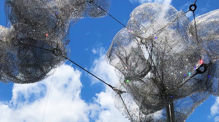 Glitzermetallnetzwolken