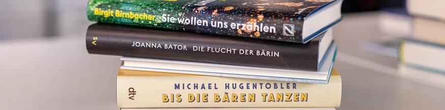 Bücherstapel für eine bestimmte Ex-Libris-Sendung