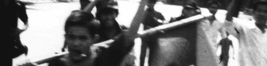 Rebellen mit der Roten Khmer in Phnom Penh, 1975