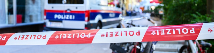 Polizeiabsperrung nach Femizid in Wien-Leopoldstadt