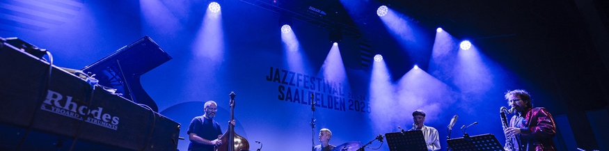 Leonhard Skorupas "Sonic Feast" zur Eröffnung des Jazzfestivals Saalfelden 2025