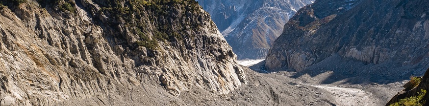 Fehlendes Gletschereis in den Alpen (Mont Blanc)