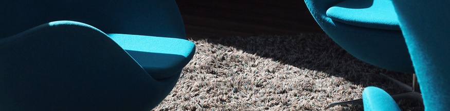 Türkisfarbene Sitzgelegenheiten, Sessel, Sitze