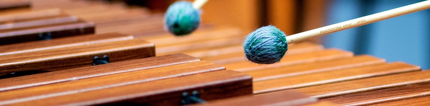 Marimba wird bespielt