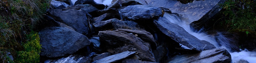 Wasserfall und Steine in Kärnten