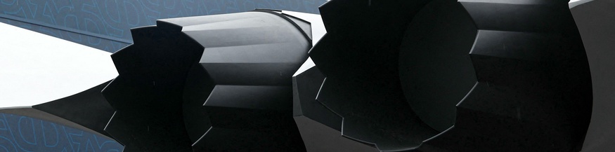 Nahaufnahme eines Mockups des deutsch-französischen Kampfjetzs, "Future Combat Air System"