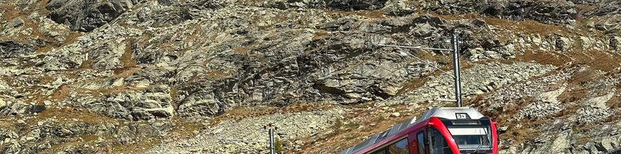 Bahnwandern in Graubünden