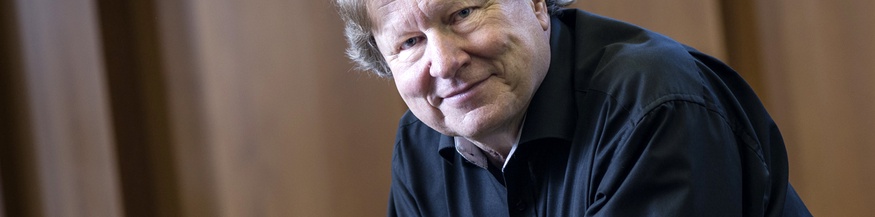 Roland Batik