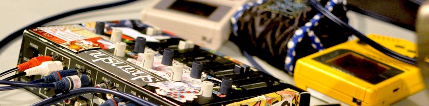 Chiptune, Mixer und alte Game Boys