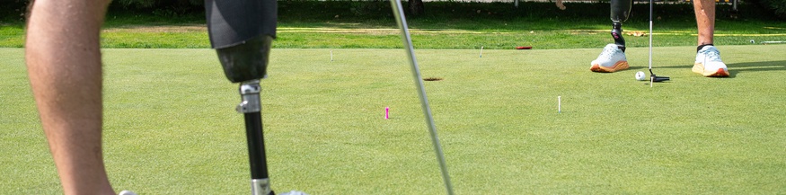 Ukrainische Kriegsveterane spielen Golf