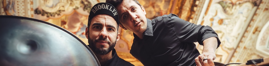 Manu Delago und Max ZT