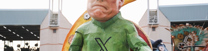 Elon Musk als Pappfigur