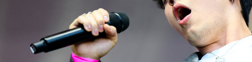 JJ performt auf der Vienna Pride