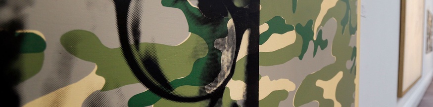 Selbstporträt (Camouflage) von Andy Warhol, Ausstellungsansicht
