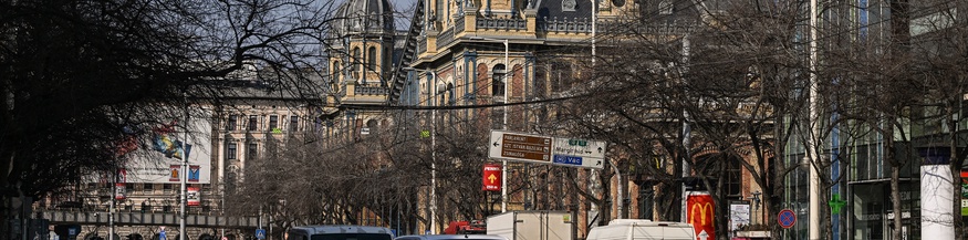 Verkehrssituation in Budapest: Zebrastreifen