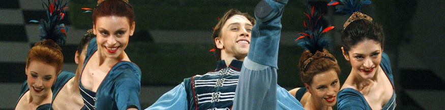 Das Ballett der Wiener Staatsoper und Volksoper während der Fotoprobe des Balletts "Die Fledermaus", 2009