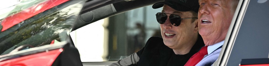 Elon Musk und Donald Trump in einem Auto