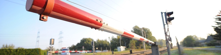 Eisenbahnkreuzung, Schrankenbaum