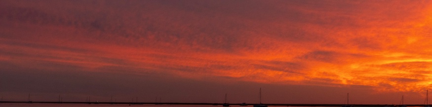 Sonnenuntergang am Meer in Portugal