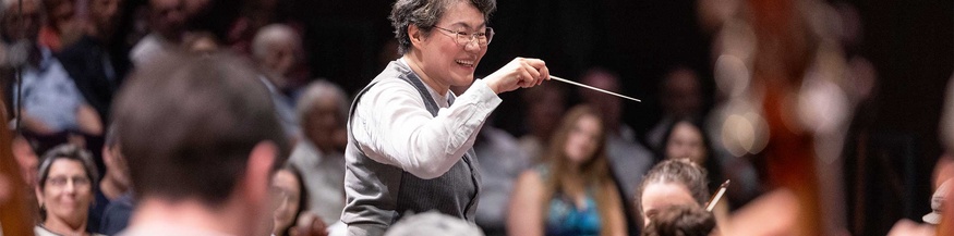 Mei-Ann Chen dirigiert das Styriarte Youth Orchestra