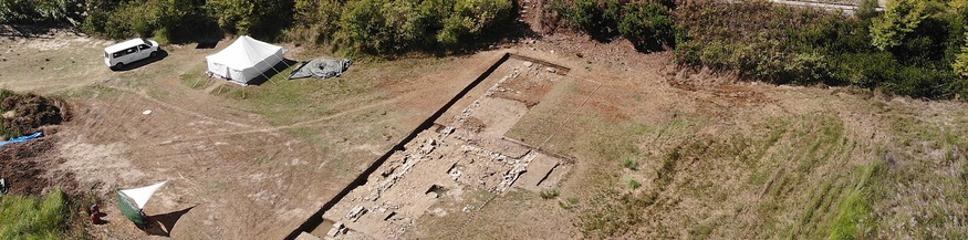 Drohnenfoto der Ausgrabung im Poseidonheiligtum von Kleidi-Samikon