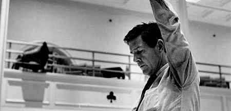John Cage beim Dirigieren um 1967