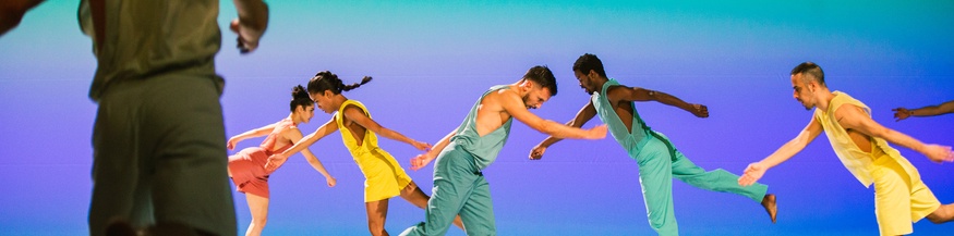 "In C" - Sasha Waltz & Guests, The Young Gods, Terry Riley (DE/CH/US)
