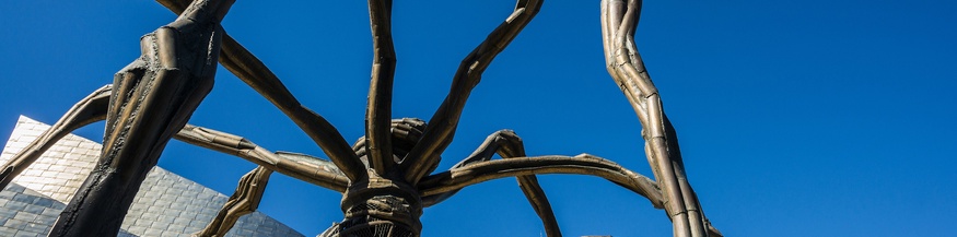 "Maman" von Louise Bourgeois vor den Guggenheim-Museum in Bilbao