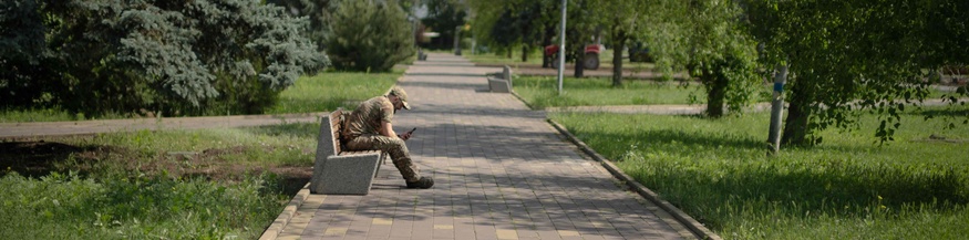 Ein Soldat in der Ukraine