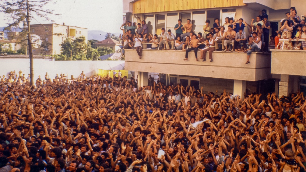 Albanische Botschaft in Tirana 1990