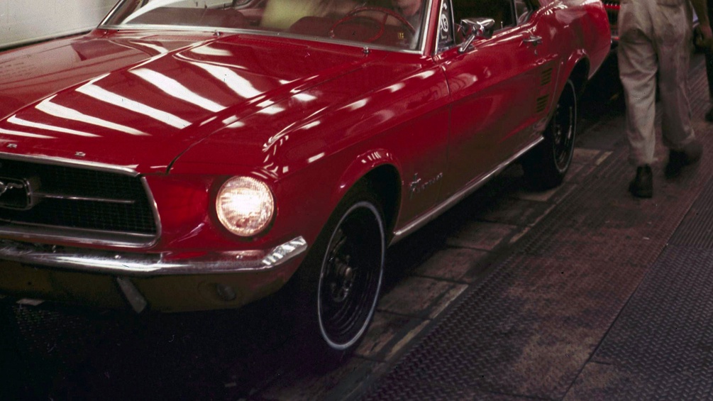 Fabriksneuer Ford Mustang im Jahr 1964