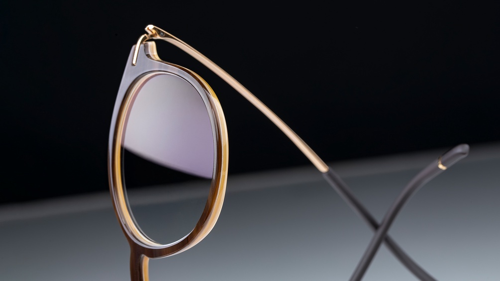 Brillenfassung von Silhouette, Atelier News