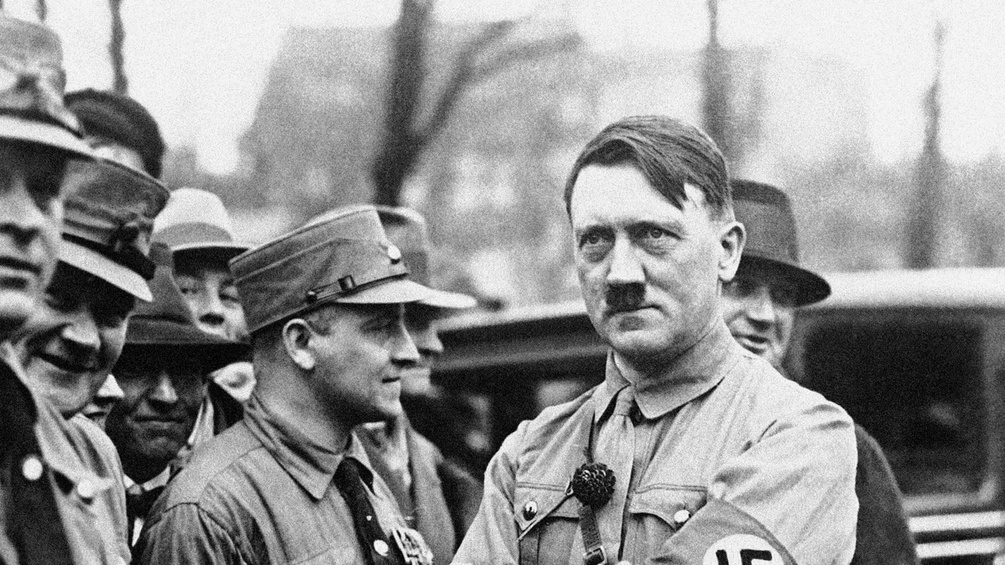 Adolf Hitler, 1930