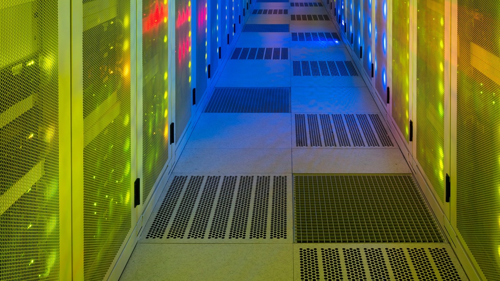 Beleuchteter Serverraum