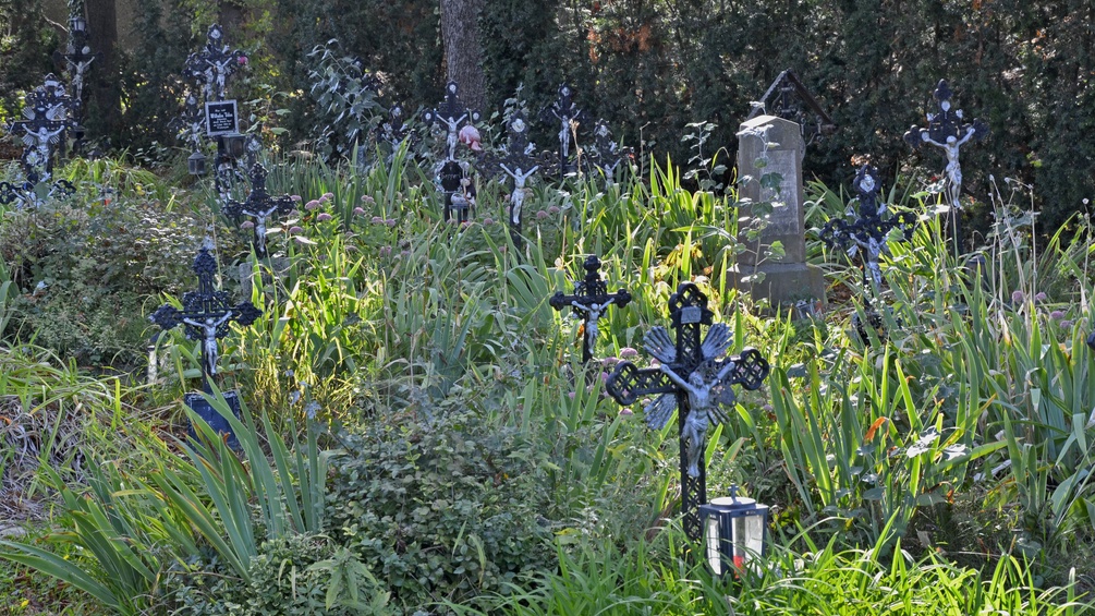PICTUREDESK.COM/WILLFRIED GREDLER-OXENBAUER Friedhof der Namenlosen in Wien Simmering