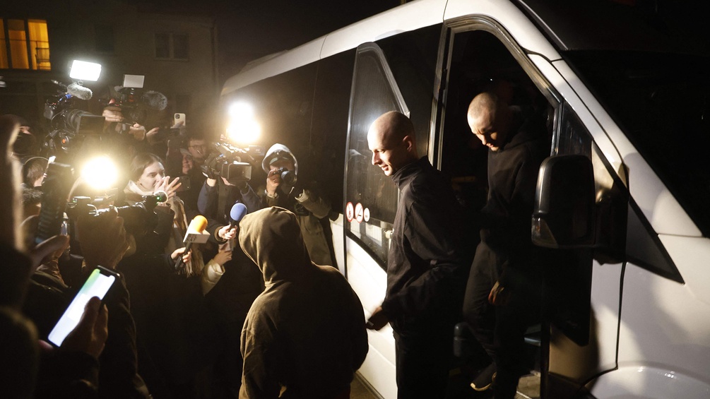 Belarus: Freilassung von politischen Häftlingen