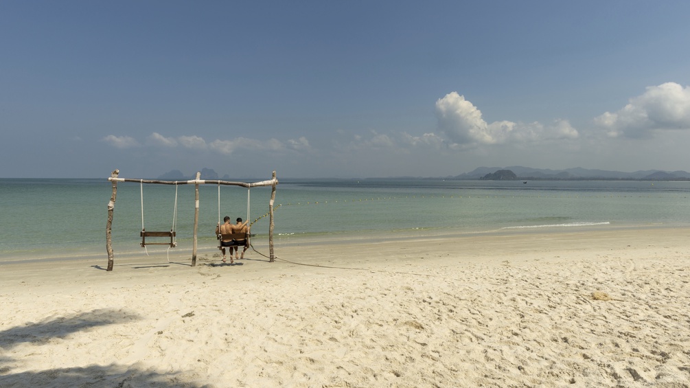 WALTER G. ALLGÖWER/IMAGEBROKER/PICTUREDESK.COM Strand in Asien