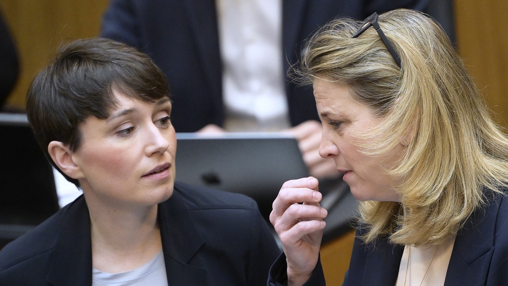 APA/ROBERT JÄGER Sigrid Maurer und Beate Meinl-Reisinger