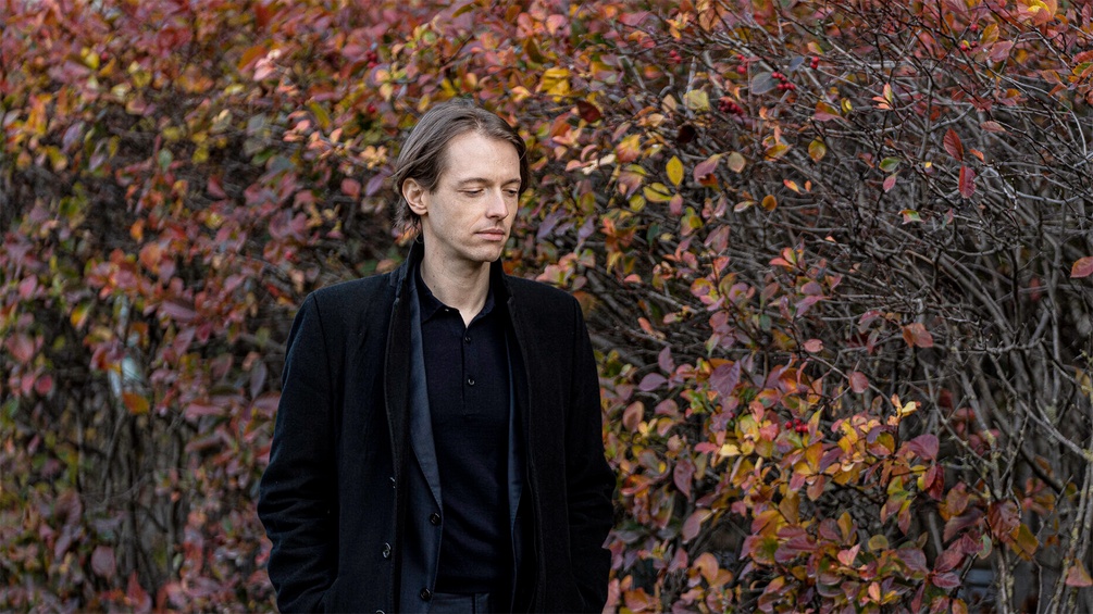 BERND SCHÖNBERGER Victor Nicoara