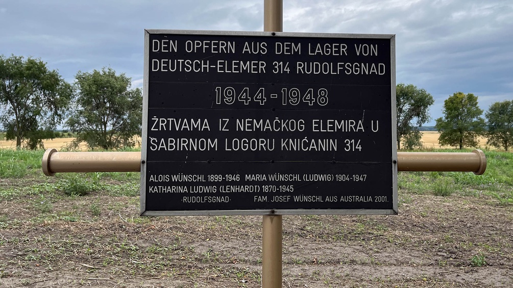 Massengrab in Knićanin