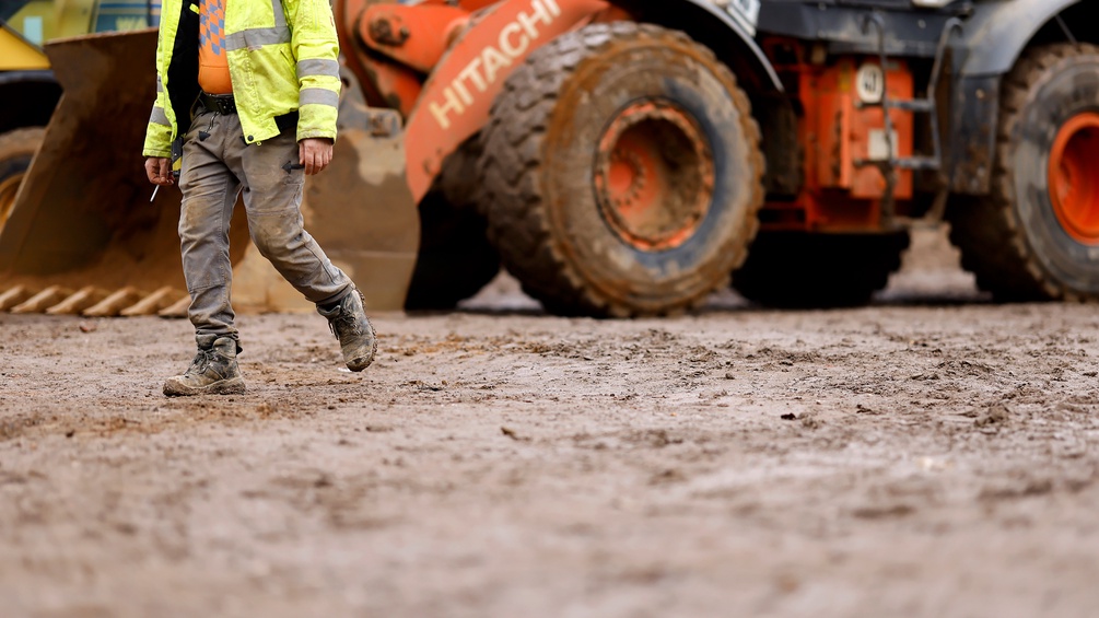 Baggerfahrer auf der Baustelle